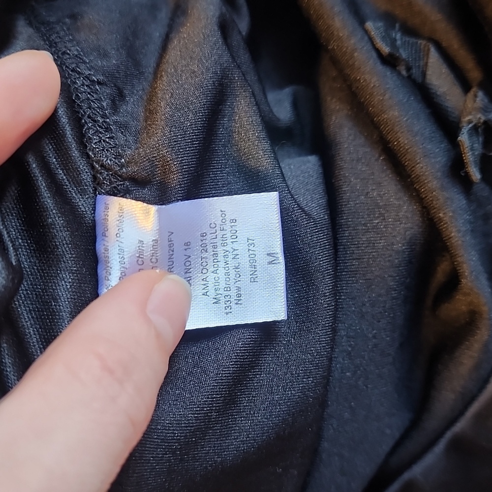 Lightning Mid Rise Shorts - Picture 3 of 3